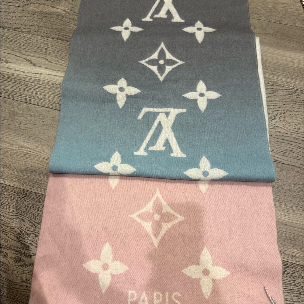 Louis Vuitton Pink and Gray Logo Scarf